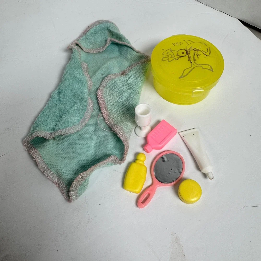 Vtg‎ Joys USA Doll Bathroom Vanity Accessory Lot 80s Whale Tub Washcloth Mirror